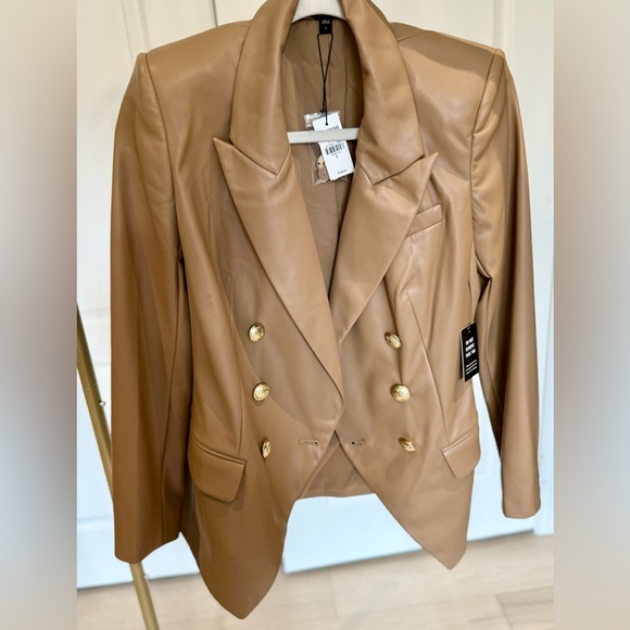 NWT Blazer in a beautiful caramel faux leather. - Picture 2 of 8